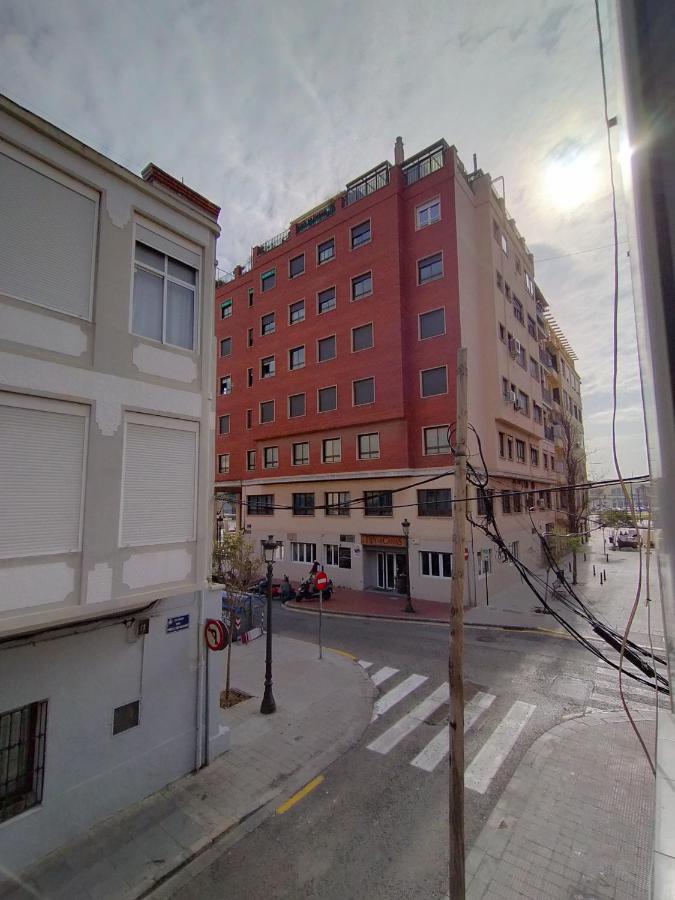 Cabanal Port Marina Valencia Eksteriør bilde